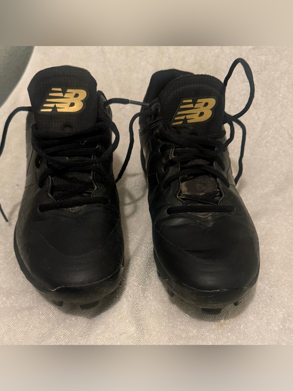 New Balance 4040v5 Low TPU Molded Baseball Cleats. Triple Black  US Size 9.5